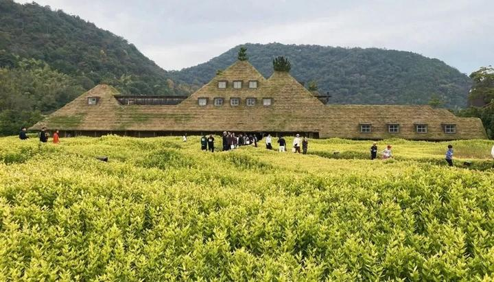 日本網(wǎng)紅鄉(xiāng)村文旅案例：LaCollina蛋糕工廠