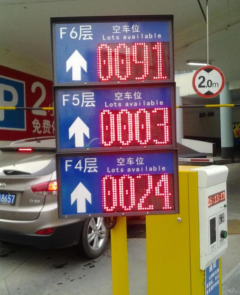 購物中心公共區(qū)域設(shè)計(jì)