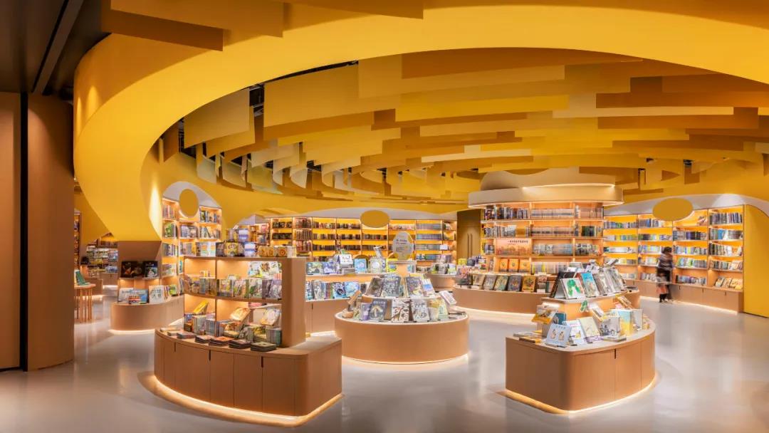 多功能復(fù)合空間設(shè)計(jì)：零售+書店+餐飲+娛樂